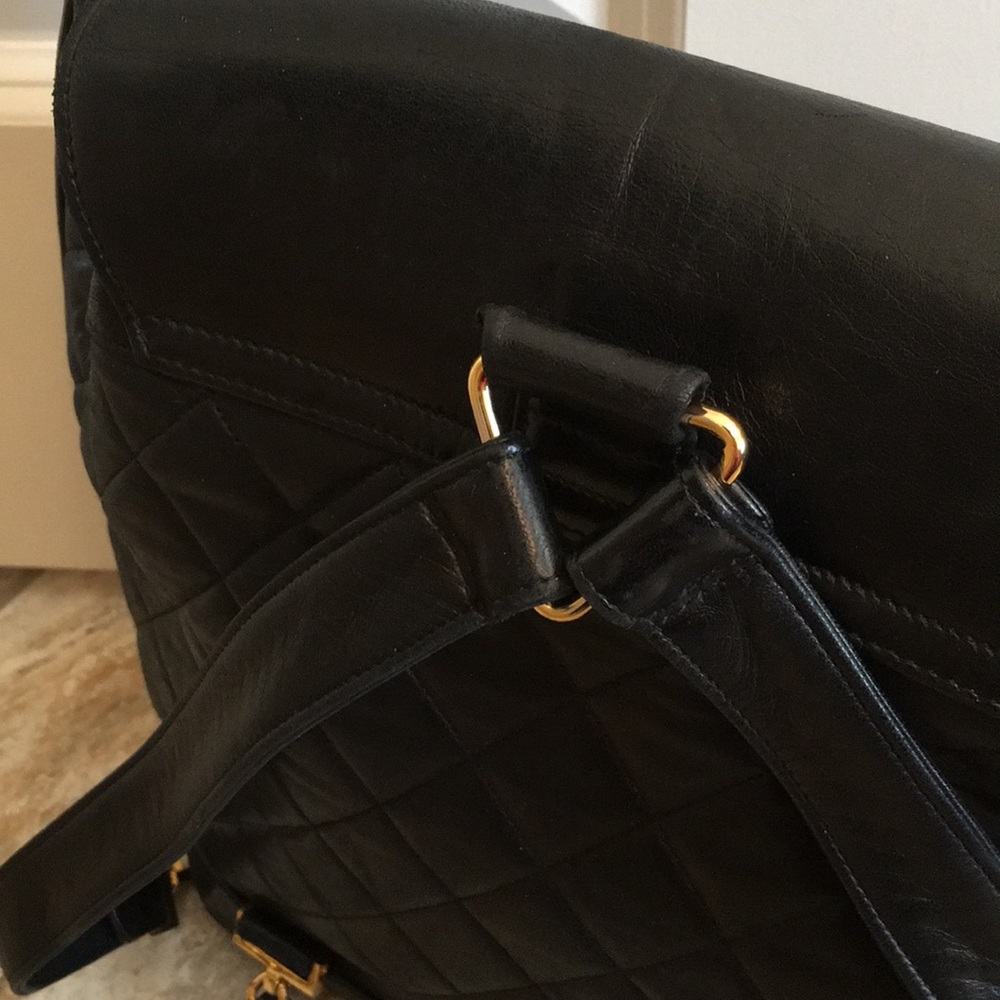 Authentic Chanel backpack - Picture 4 of 16